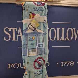 Gilmore Girls Holiday Blanket